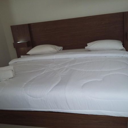 Malabar Park Hotel Bogor Buitenkant foto